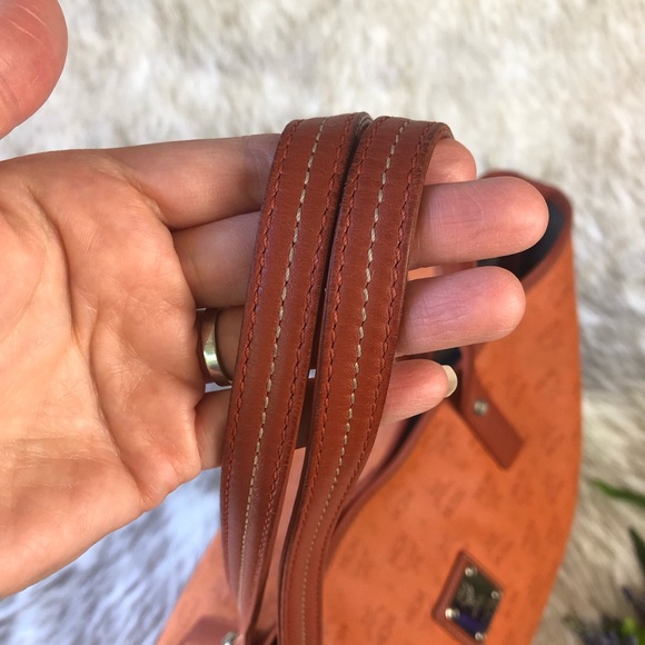 MCM Tote Bag - Picture 5 of 16